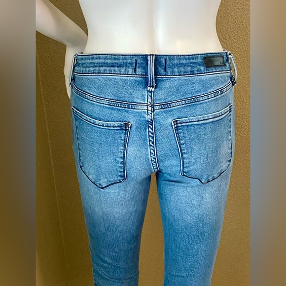 A&F Harper Super Skinny Jeans - Picture 5 of 12